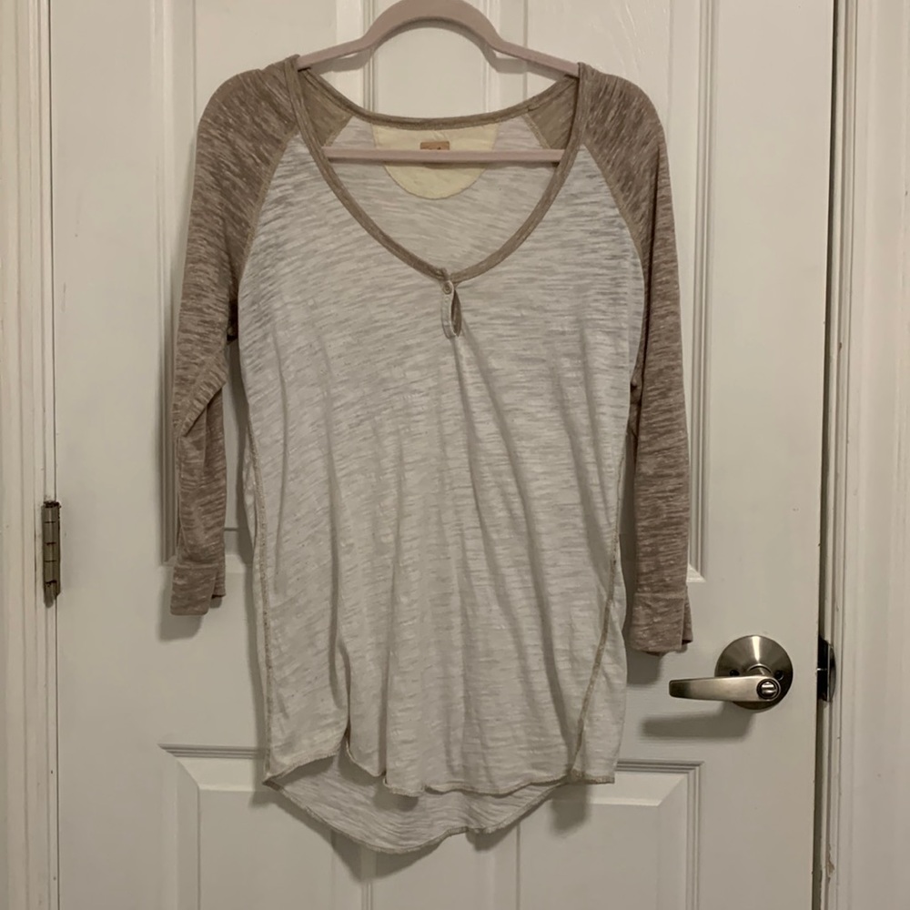 Aritzia | Wilfred Free | Henley Tee, White, Size Medium